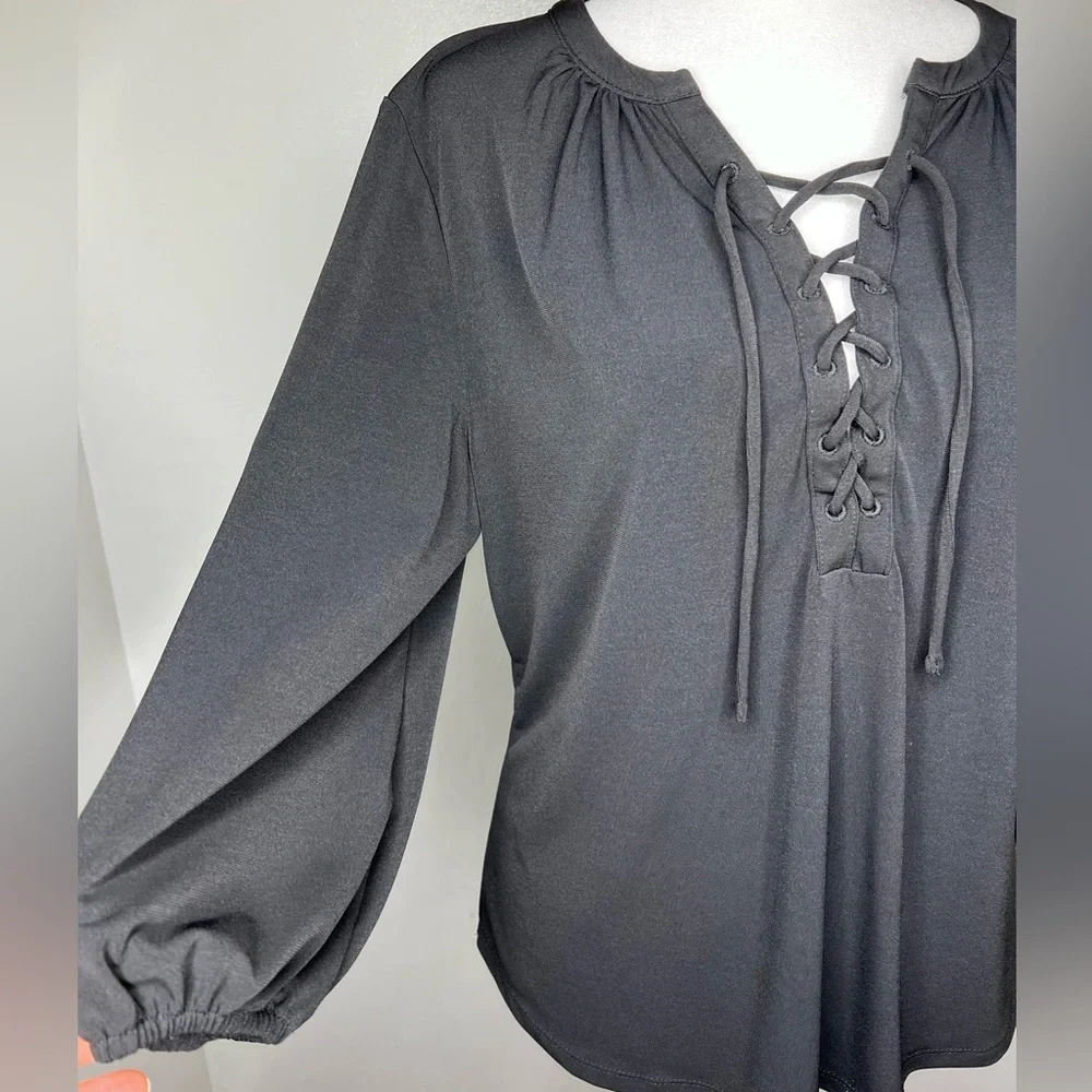 7th Avenue Design Studio New York  & Company Blouse Size Small - Picture 2 of 16